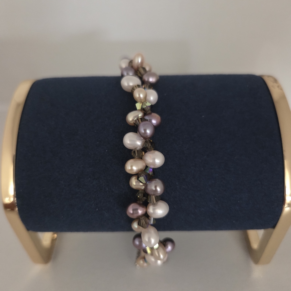 Elegant Two-tone Swarovski Pearl Bracelet